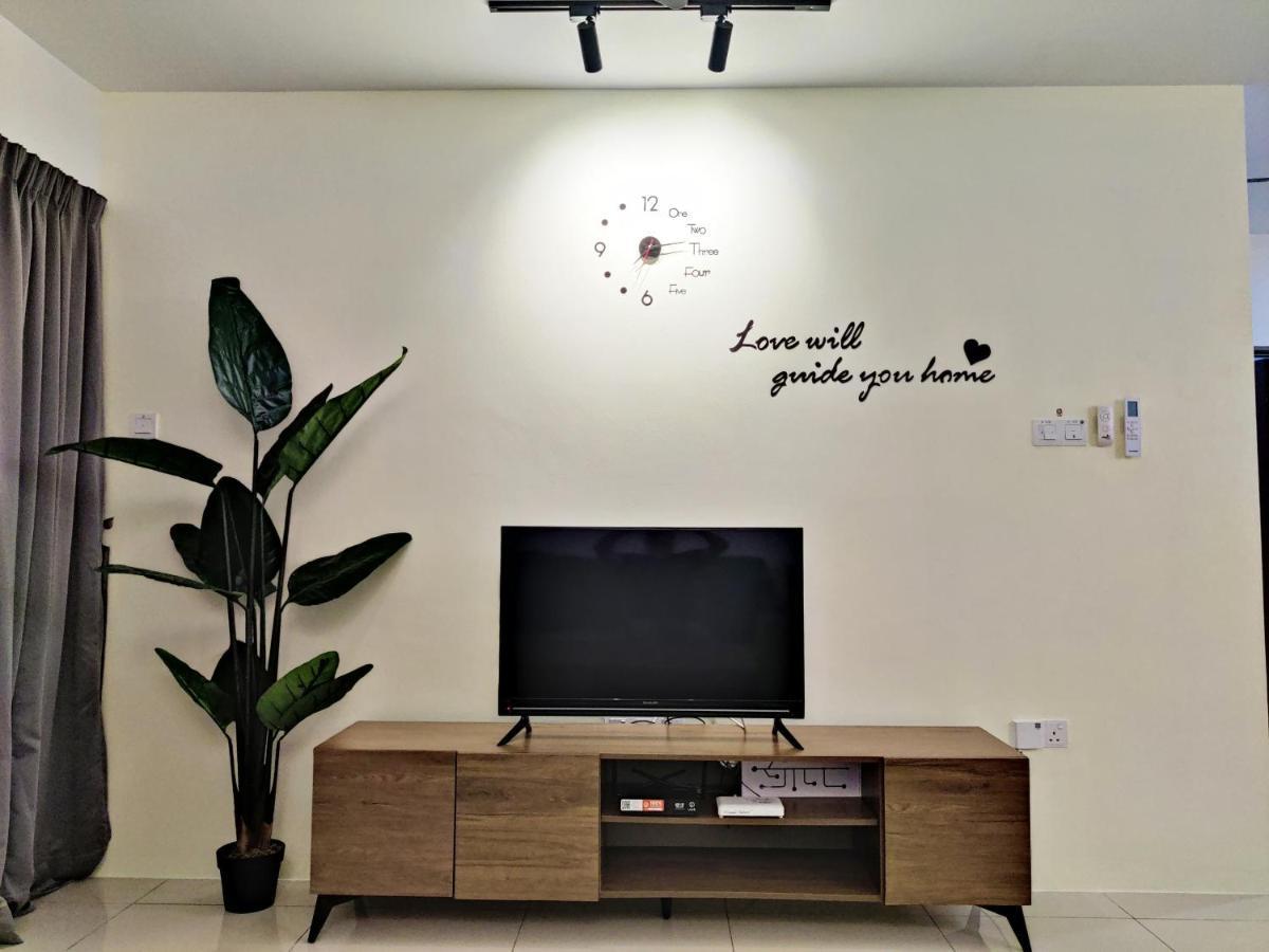 Apartment Kt's Homestay- Corner Unit - Manhattan Water Park- Station 18