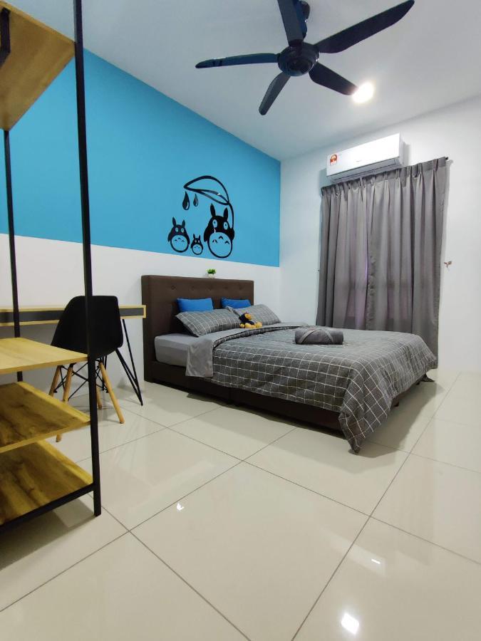 Kt's Homestay- Corner Unit - Manhattan Water Park- Station 18 Ipoh