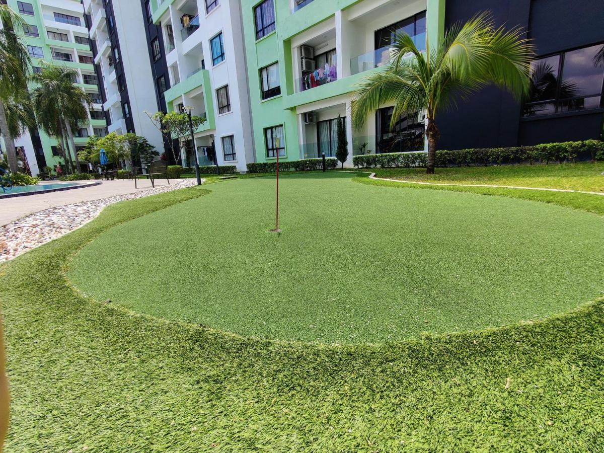 Kt's Homestay- Corner Unit - Manhattan Water Park- Station 18 Apartment *