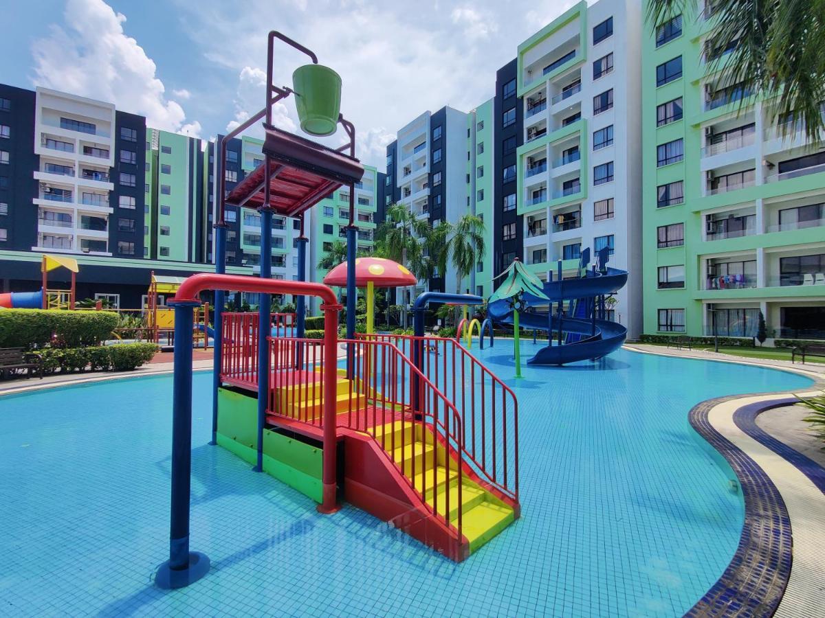 Kt's Homestay- Corner Unit - Manhattan Water Park- Station 18 Apartment Ipoh