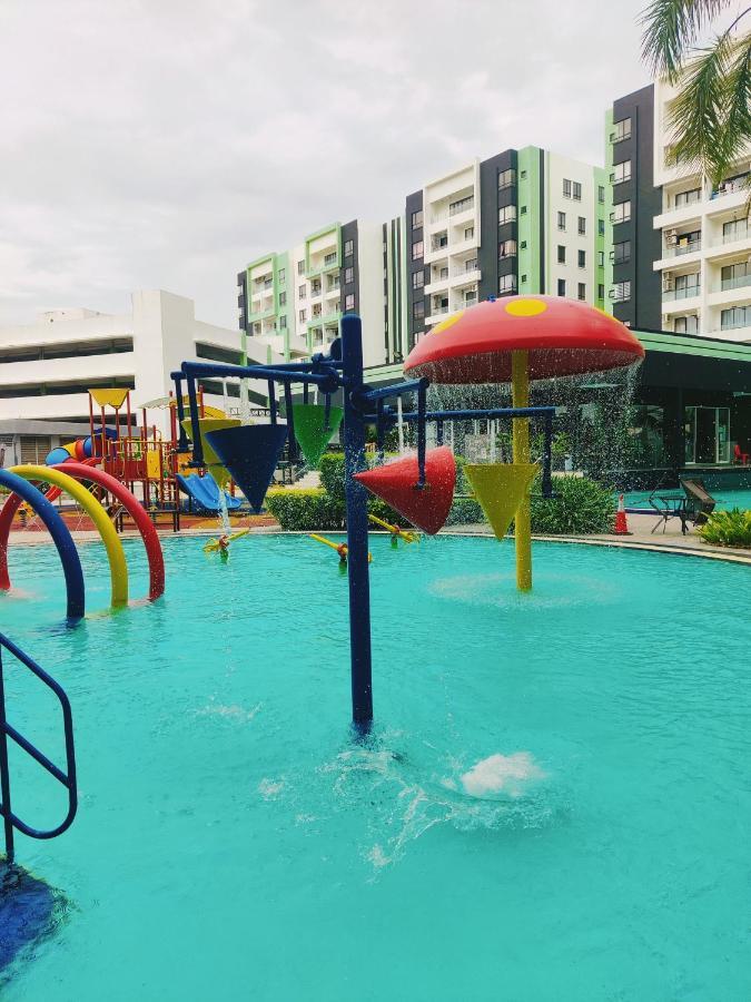 Kt's Homestay- Corner Unit - Manhattan Water Park- Station 18 Ipoh